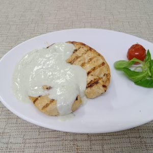 PIEPT DE PUI CU SOS GORGONZOLA