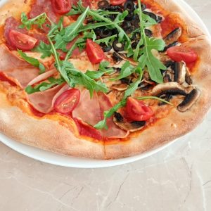 PIZZA PROSCIUTTO E FUNGHI