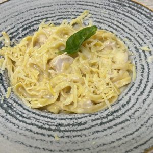 TAGLIATELE CU FRUCTE DE MARE